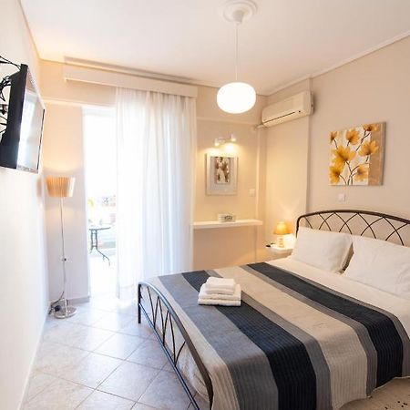 Appartement Smile Sea à Kalamata Extérieur photo