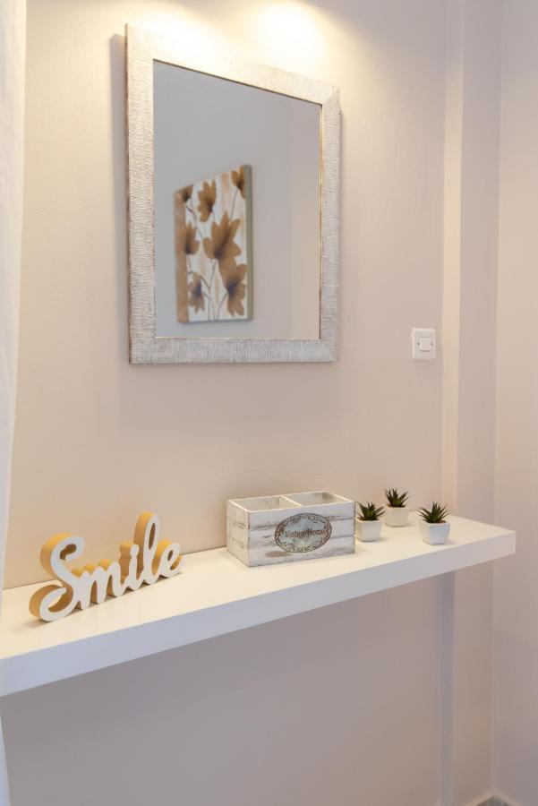 Appartement Smile Sea à Kalamata Extérieur photo