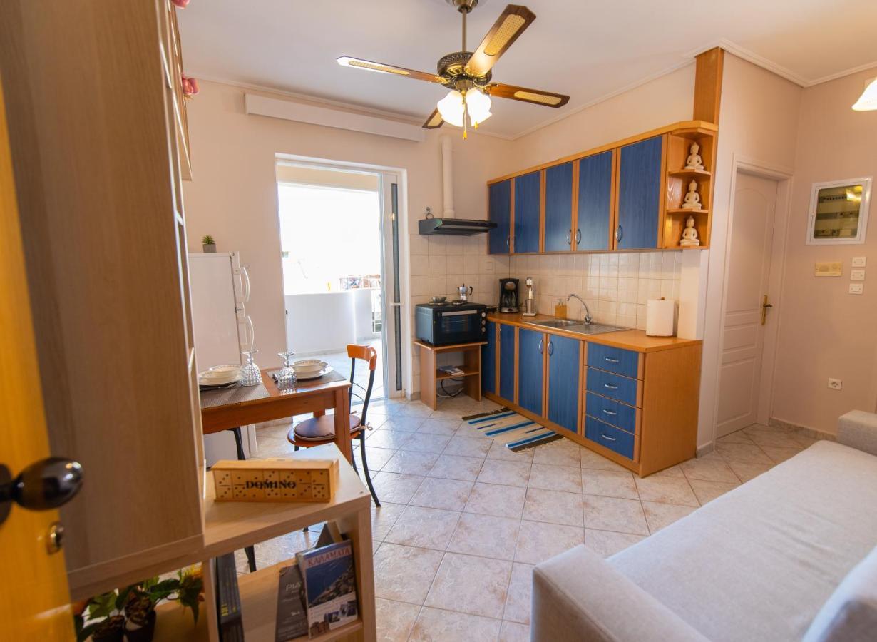 Appartement Smile Sea à Kalamata Extérieur photo